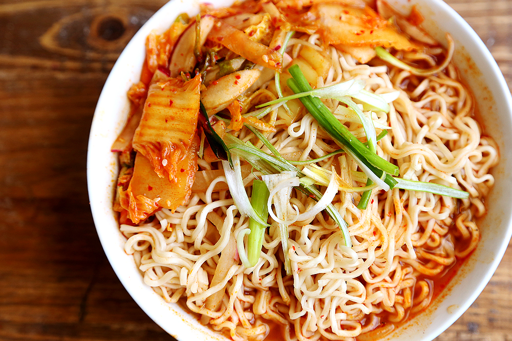 Healthy Homemade Kimchi Ramen | 25+ Ramen Noodle Recipes