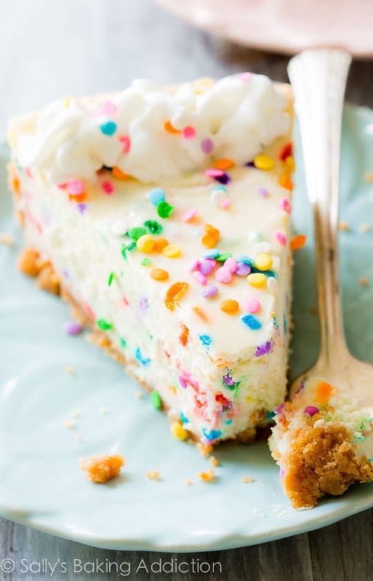 Delicious Desserts: 18 Amazing Cheesecake Recipe Ideas