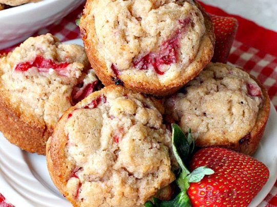 http://www.nobiggie.net/wp-content/uploads/2016/06/Fresh-Strawberry-Muffins.jpg