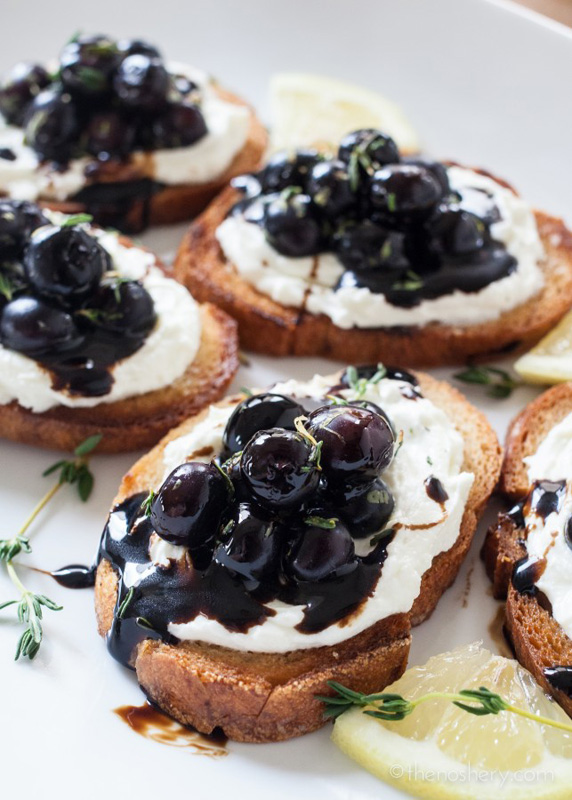 16 Tasty Ways To Top Your Toast