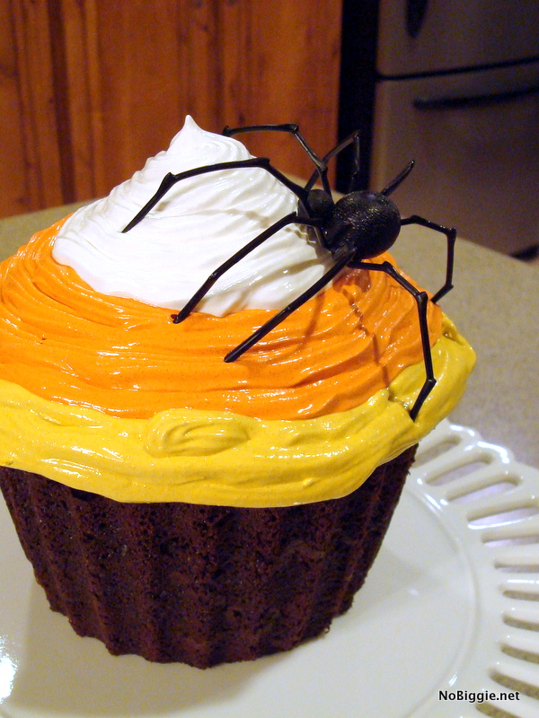 giant Halloween candy corn Cupcake | NoBiggie.net