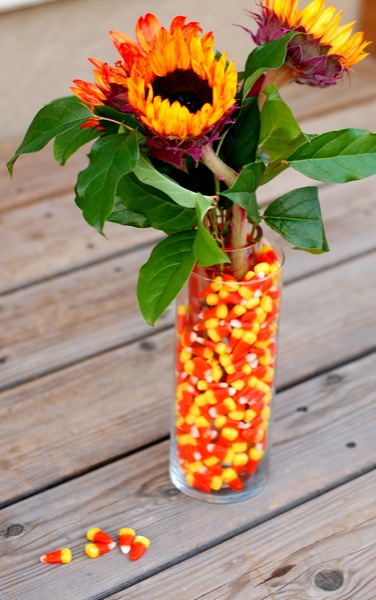 sunflower candy corn arrangement | NoBiggie.net