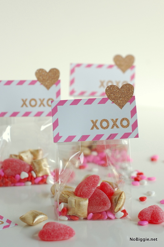 pop up heart Valentines via NoBiggie.net (free printable)