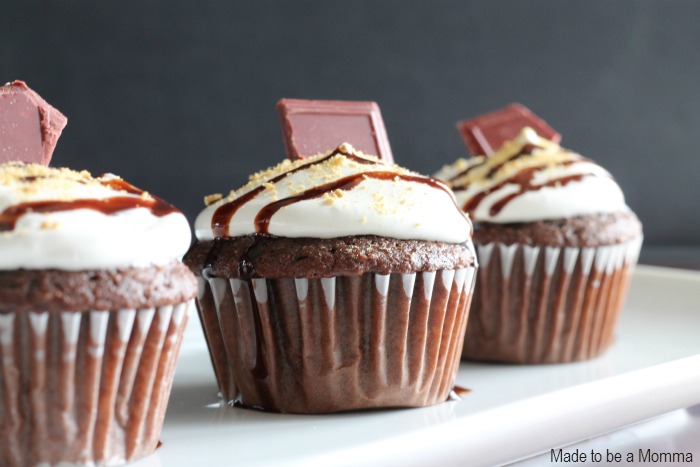 S'mores Cupcakes | 25+ S'mores Recipes