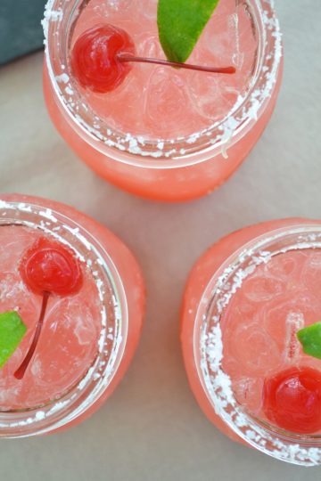 Sparkling Cherry Limeade | 25+ Cherry Recipes