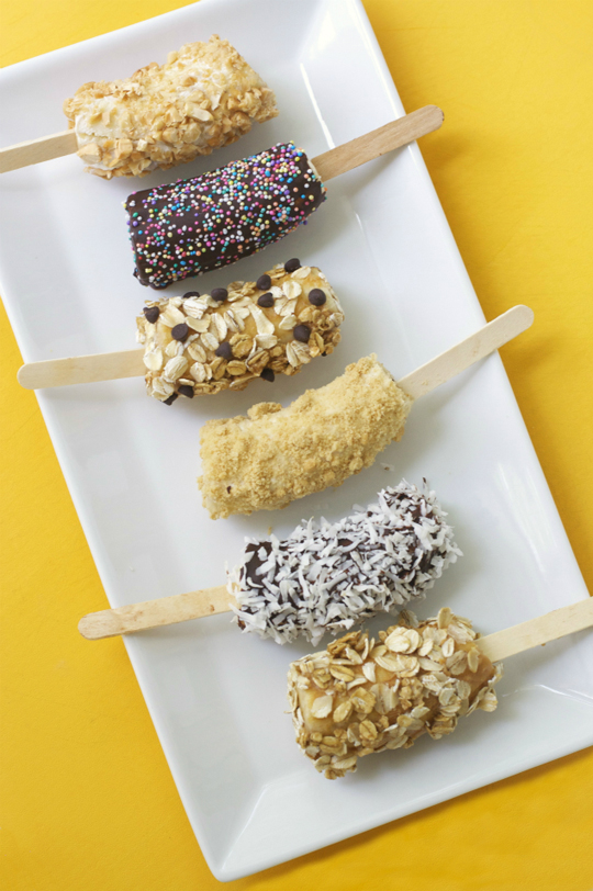 Yummy Frozen Banana Pops | 25+ Desserts on a Stick