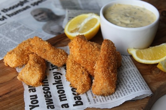 Almond Crusted Fish Sticks | 25+ gluten free and dairy free lunch ideas