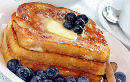 Banana French Toast | 25+ gluten free and dairy free breakfast recipes