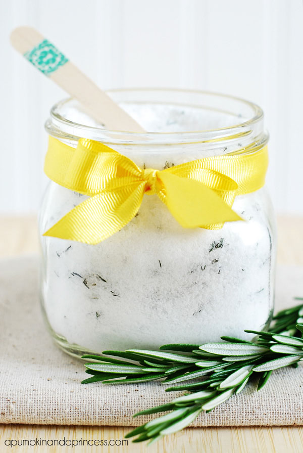 DIY Lemon Rosemary Bath Salts | 25+ lemon ideas
