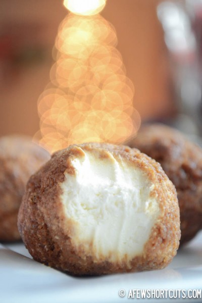 Gingerbread cheesecake bite truffles | 25+ gingerbread recipes