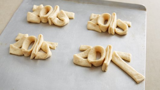 New Years Crescent Dippers | 25+ New Year's Eve Party Ideas