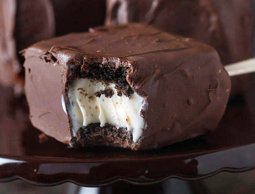 Chocolate covered brownie ice cream sandwich | 25+ Chocolate Lover Recipes