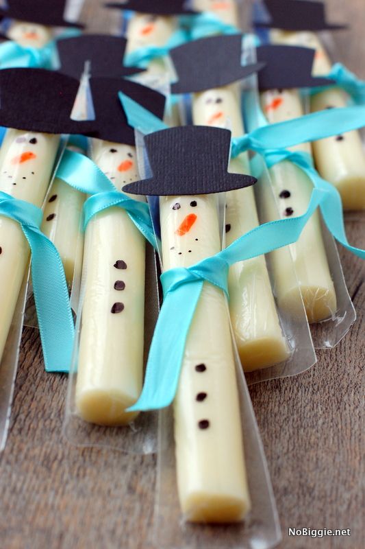 String Cheese Snowmen | 25+ Indoor Winter Activities for Kids | NoBiggie.net