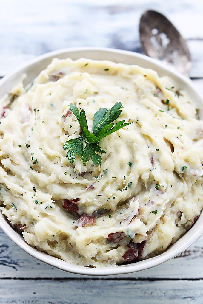 slow cooker garlic herb mashed potatoes | 25+ Slow Cooker Recipes Kids Love