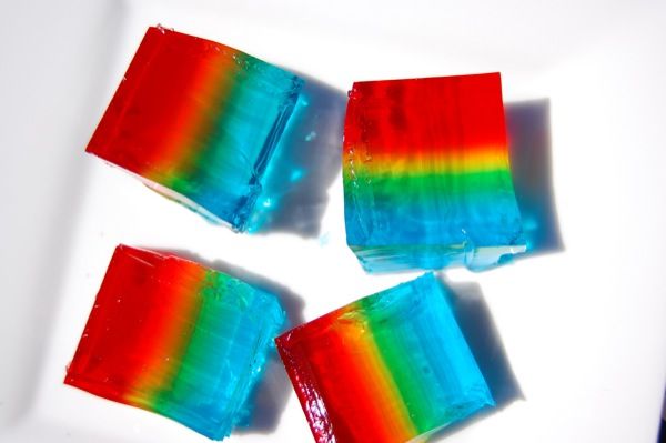 Rainbow jello | 25+ Rainbow crafts, food and more