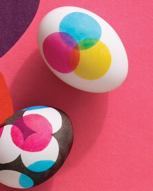 Dot Design Easter Eggs | 25+ ways to decorate Easter Eggs