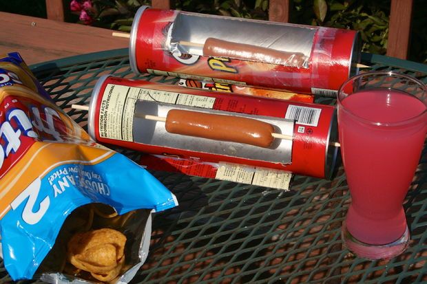 Solar Hot Dog Cooker | 25+ Food Hacks