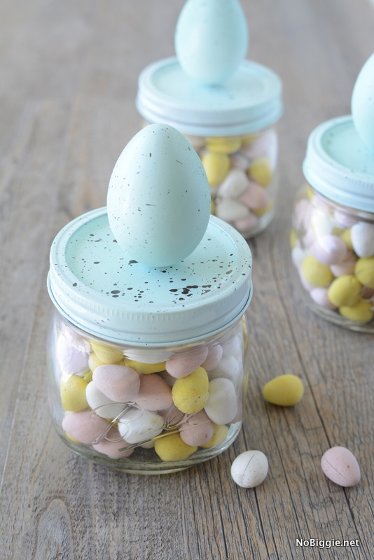 Speckled Egg mason jars with Easter Candy | learn to make these cute Easter gifts on NoBiggie.net