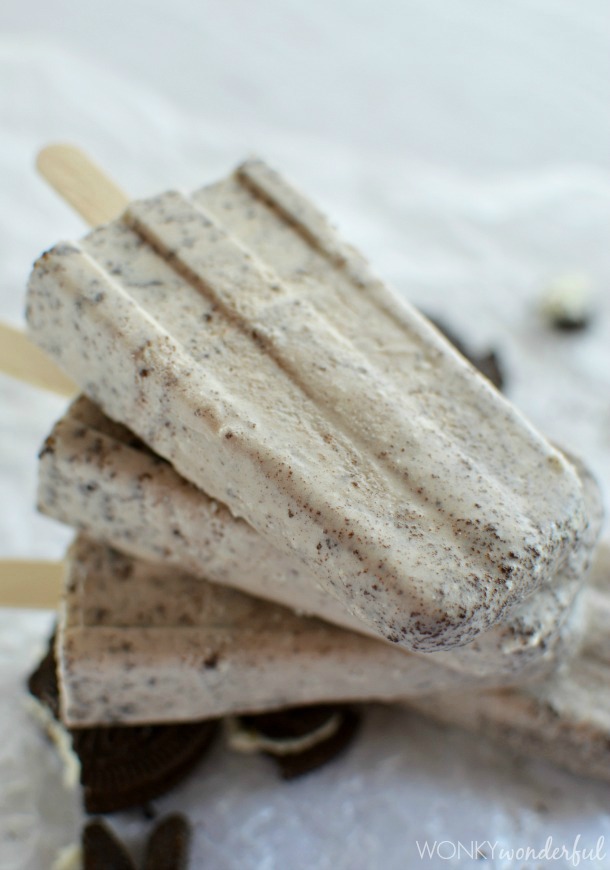 Oreo Cookies and Cream Popsicles | 25+ Popsicle Recipes