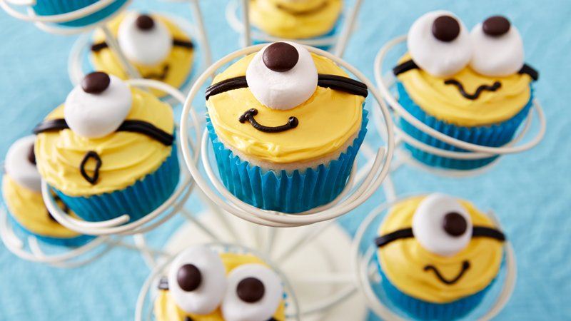 Minion Cupcakes | 25+ minion party ideas