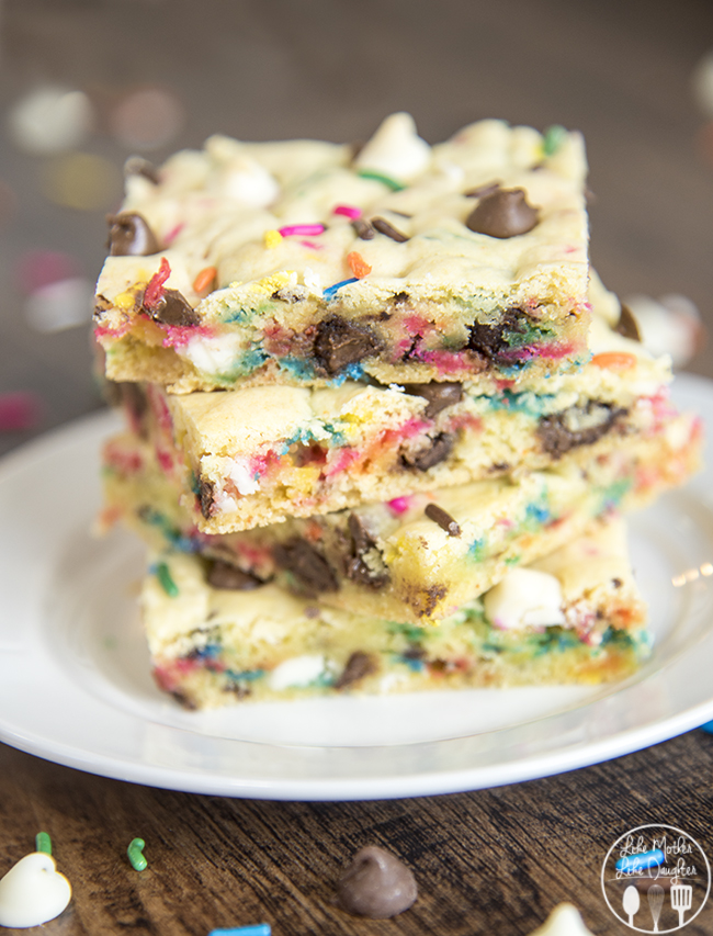 Cake Batter Blondies | 25+ Cake Batter Recipes