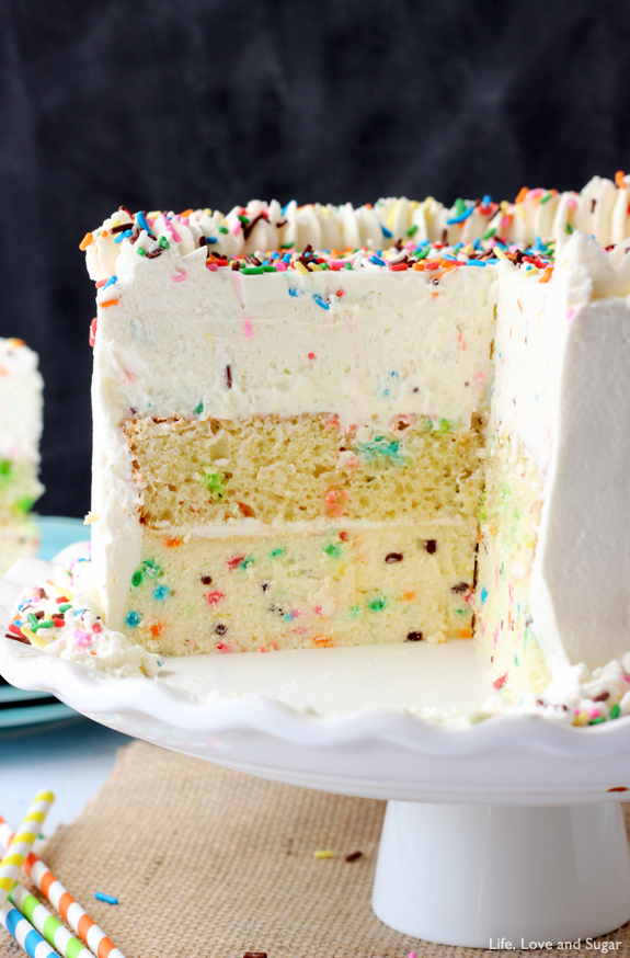 15 Delicious Desserts You Can Make With Cake Batter