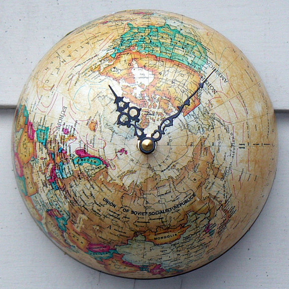 Globe Clock | 25+ map and globe projects