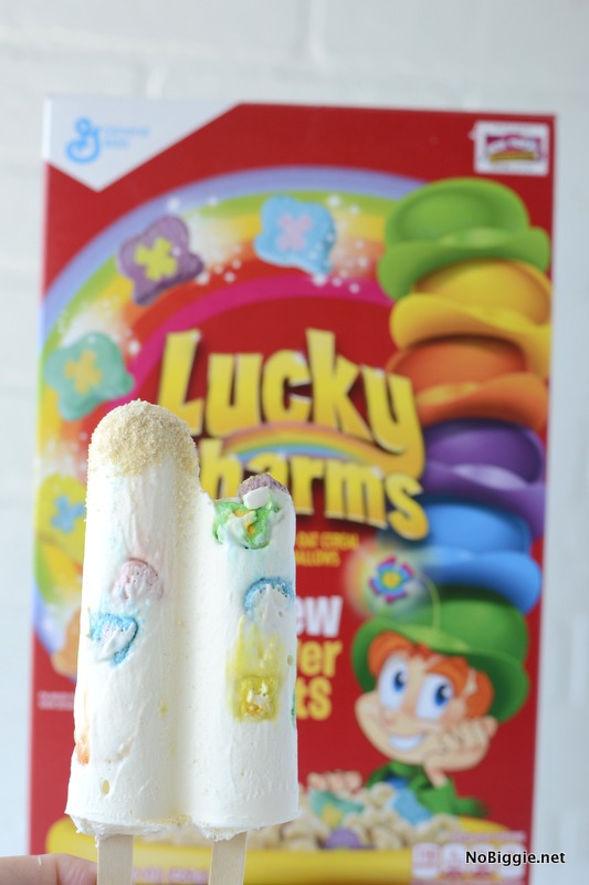 Lucky Charms pudding pops | get the easy how to on NoBiggie.net