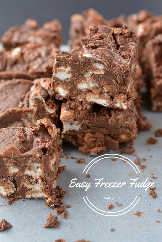 Easy freezer fudge | 25+ peanut butter and chocolate desserts