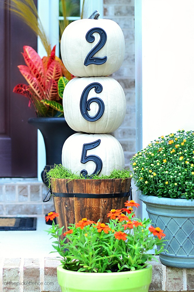 House Numbers Pumpkin Topiary | 25+ Thrifty Fall Decor Ideas