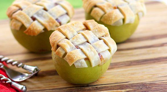 apple lattice pie baked in an apple | 25+ apple recipes