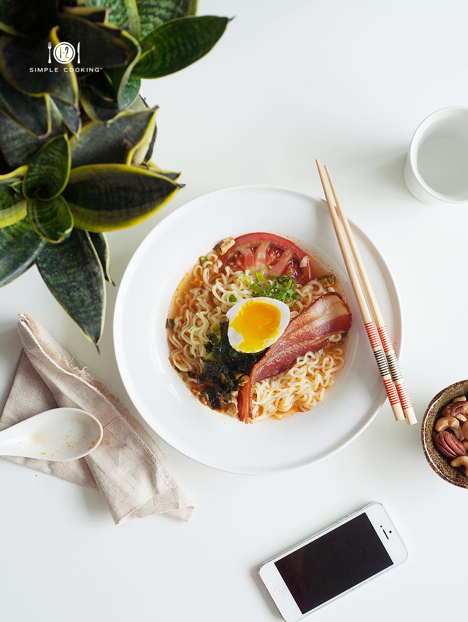 Bacon and Egg Breakfast Ramen | 25+ Ramen Noodle Recipes