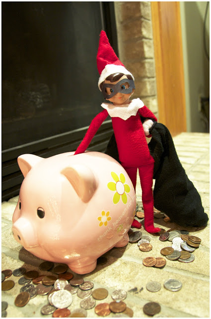 Piggy bank | 25+ MORE Elf on the shelf ideas