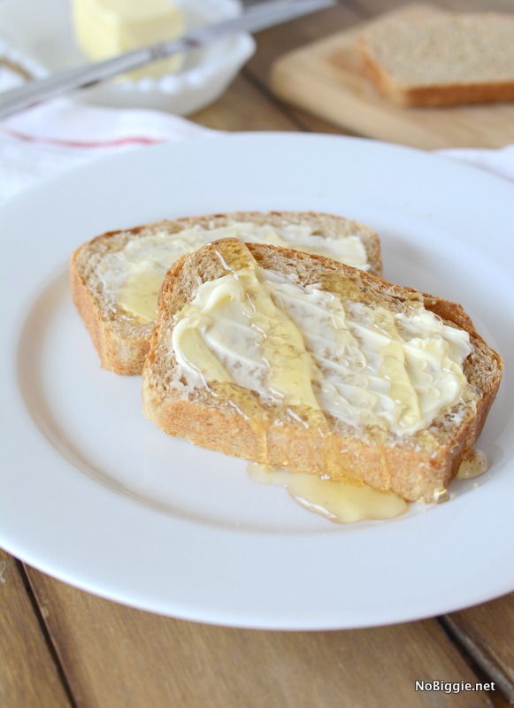The best honey wheat bread | NoBiggie.net