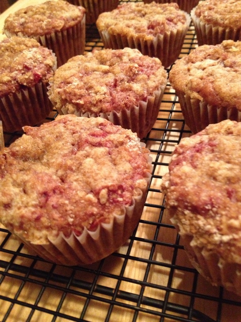 Cranberry sauce muffins | 25+ cranberry recipes