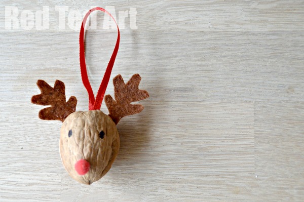 Reindeer walnut ornament| 25+ Rudolph crafts, gifts and treats | NoBiggie.net