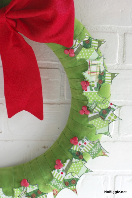 Washi Tape Christmas Wreath | 25+ easy DIY Christmas decor | NoBiggie.net