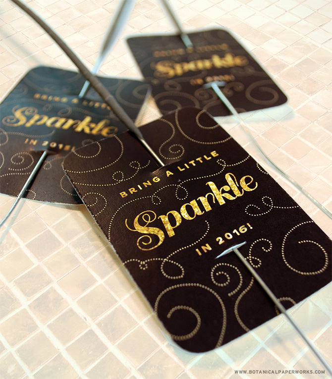 Bringing a little Sparkle in 2016! party favor with free printables | 25+ NYE party ideas