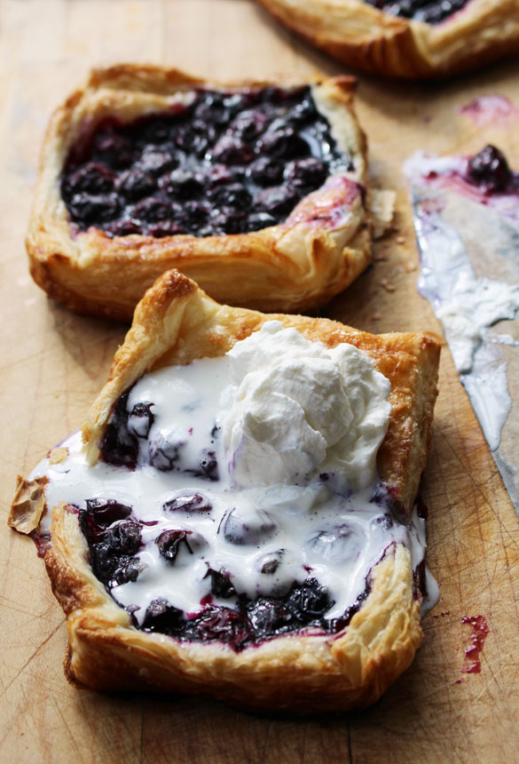 Blueberry Puff Pastry Pies | 25+ Puff Pastry Dough Recipes