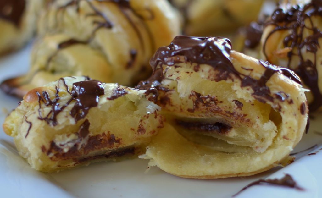 Mini Chocolate Cheesecake Croissants | 25+ Puff Pastry Dough Recipes