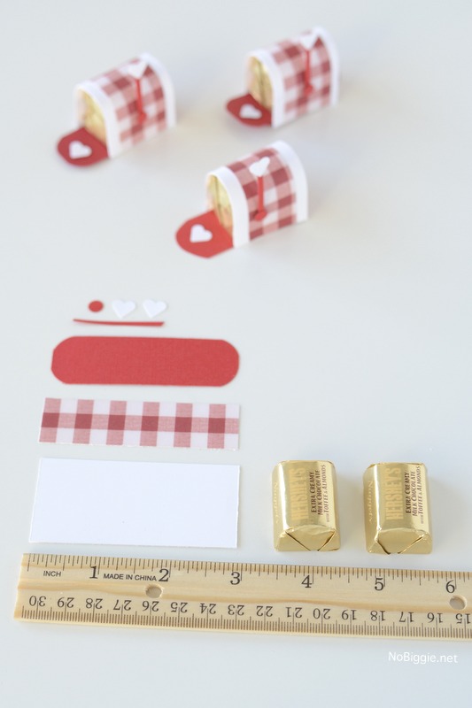 mini chocolate mailboxes | for Valentine's Day | Video on NoBiggie.net