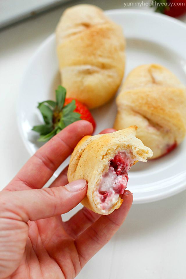 Strawberry Cheesecake Rolls | 25+ Crescent Roll Dough Recipes