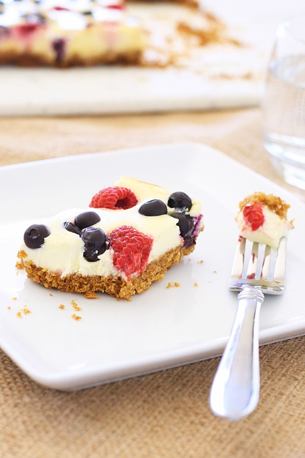 Berry Cheesecake Bars | 25+ Fresh Berry Recipes