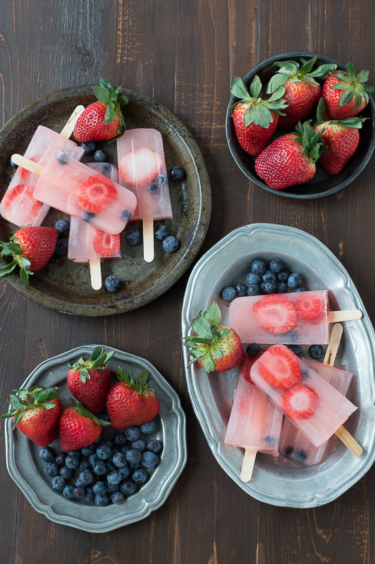 Berry Lemonade Popsicles | 25+ Fresh Berry Recipes