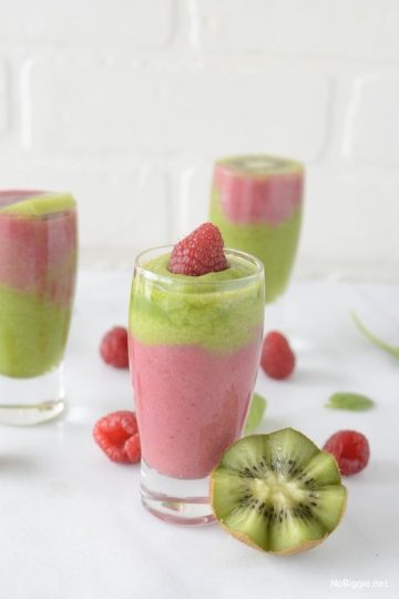Kiwi Raspberry Layered Smoothie | 25+ Fresh Berry Recipes