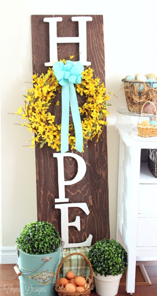 Wooden Hope Easter Wreath Sign | 25+ Spring wreaths