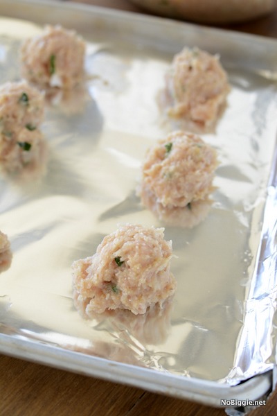 chicken parmesan meatballs use an ice cream scoop for uniform size | NoBiggie.net