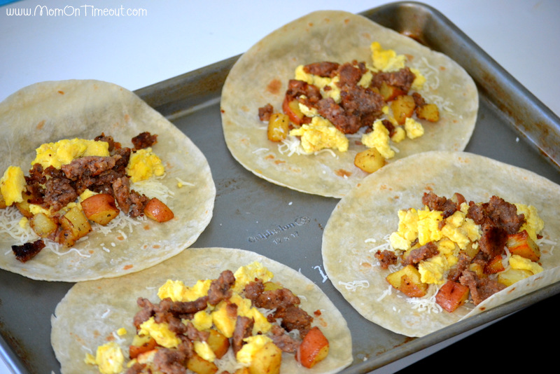 Breakfast Burritos | 25+ Quick/On The Go Breakfast Ideas
