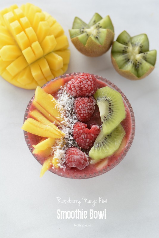 Raspberry Mango Kiwi Smoothie Bowl so easy and so beautiful | recipe on NoBiggie.net