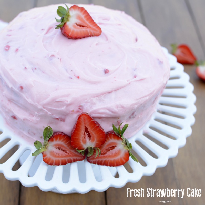 Fresh Strawberry Cake with Strawberry Cream Cheese Frosting | NoBiggie.net